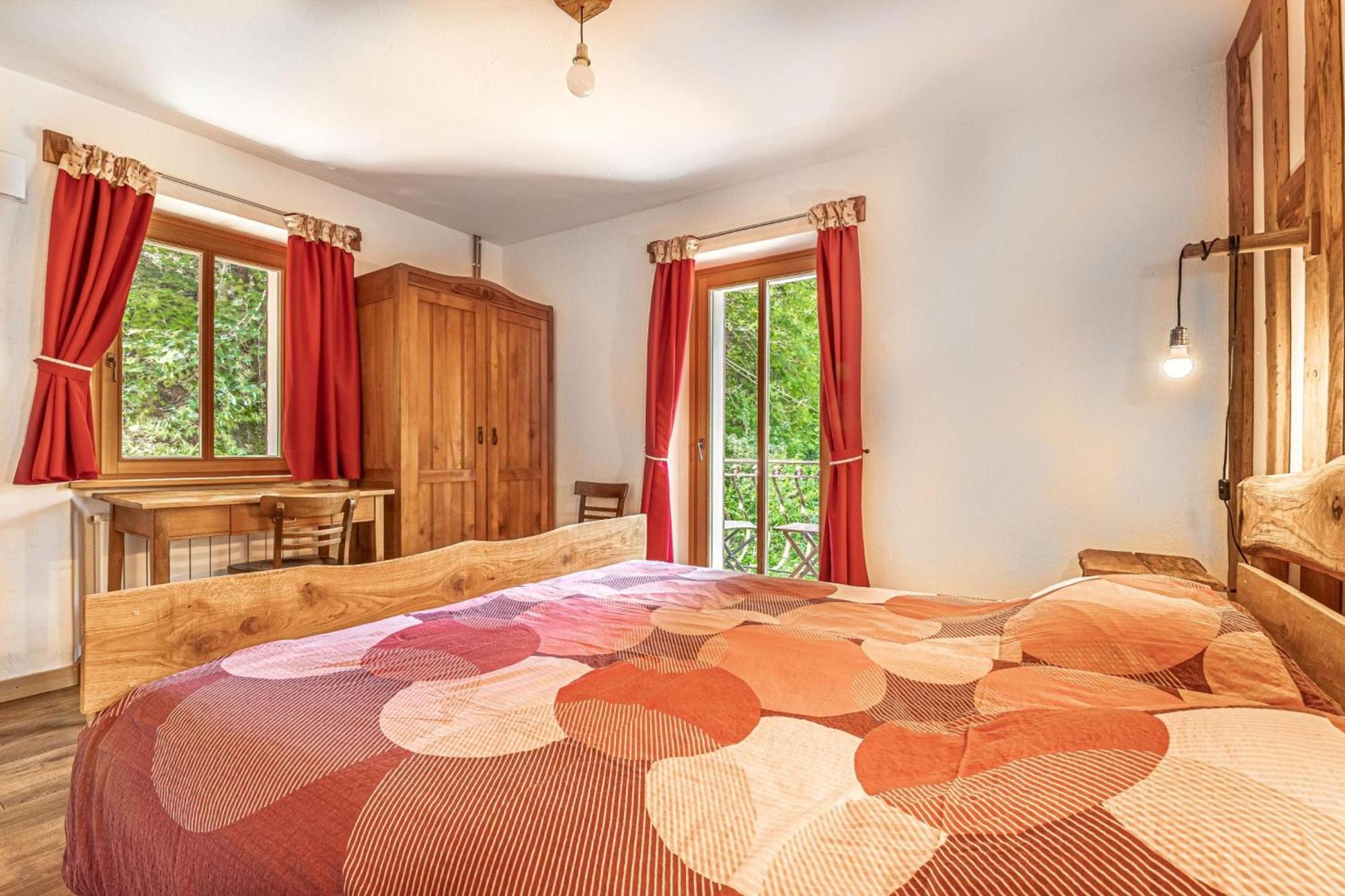 House By The Stream - Happy Rentals Avce ภายนอก รูปภาพ