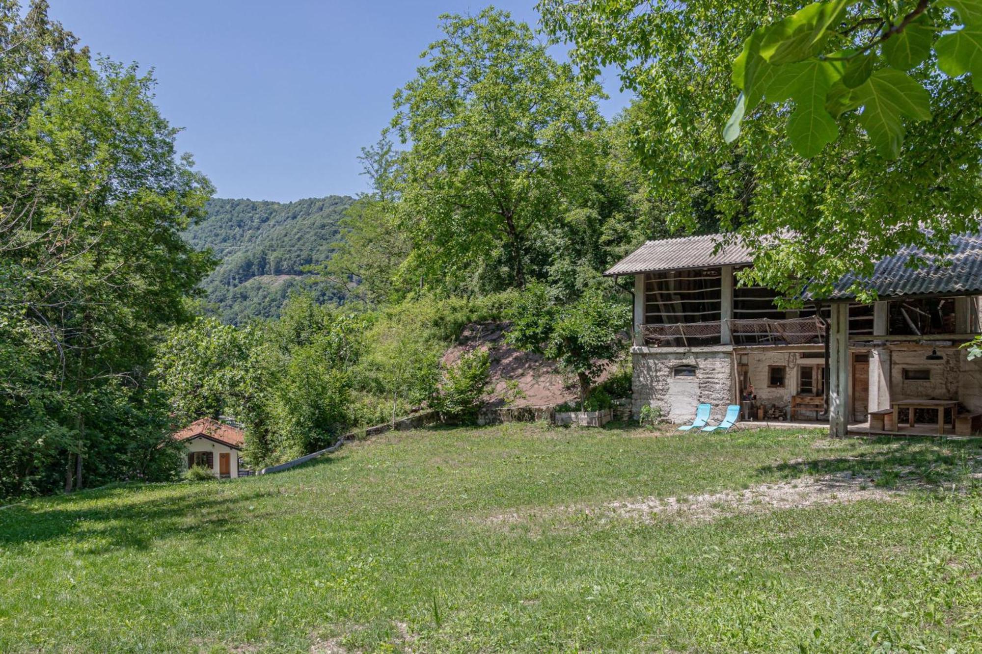 House By The Stream - Happy Rentals Avce ภายนอก รูปภาพ